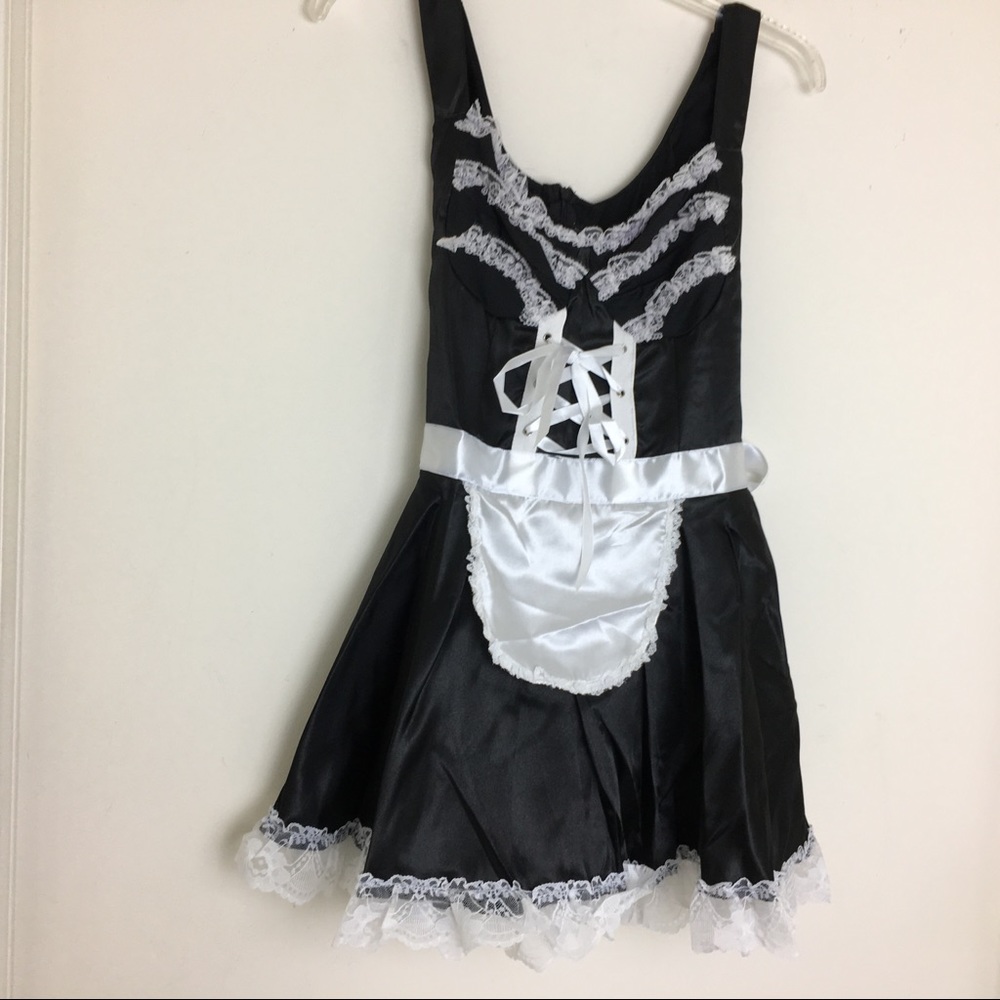 Flirty French Maid Halloween Costume New